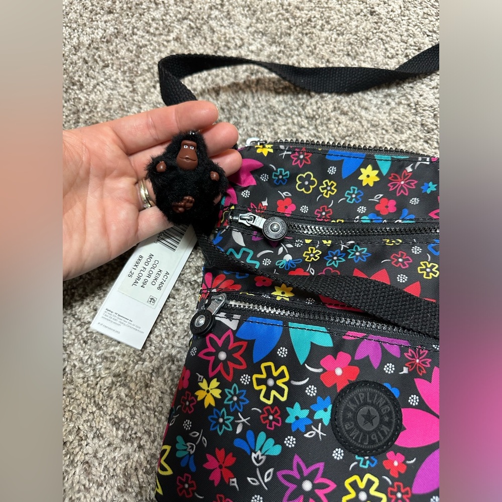 NWT Kipling Nylon Cute Travel Floral Purse w Lots of Pockets and Cute - Picture 7 of 12